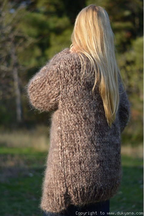 Chunky Vneck mens mohair cardigan in brown/CAM3